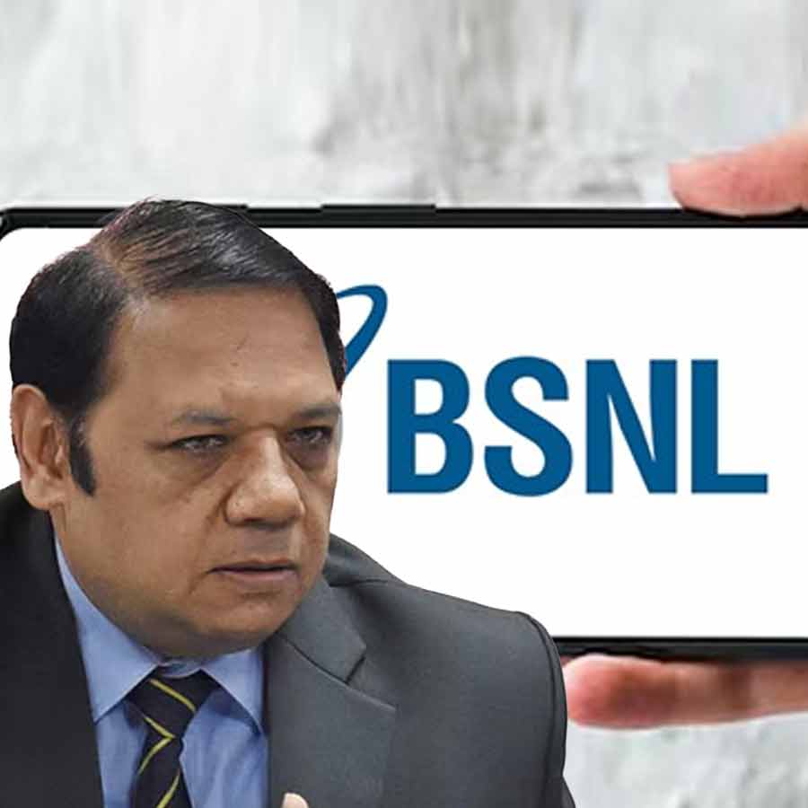 Centre issues show-cause notice over BSNL director's controversial Prayagraj itinerary dgtl