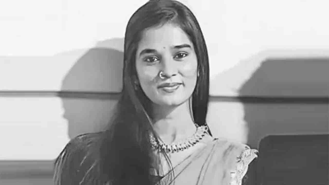 মৃত তরুণী বোনু কোমালি। ছবি: সংগৃহীত।