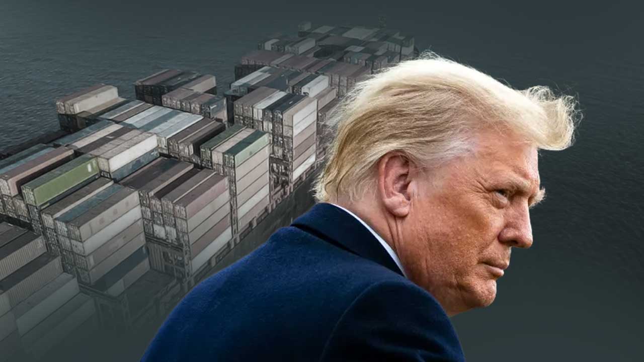 US trade deficit in goods widened to a record level of 1.24 trillion Dollar in 2025 amid tariff policy of Donald Trump