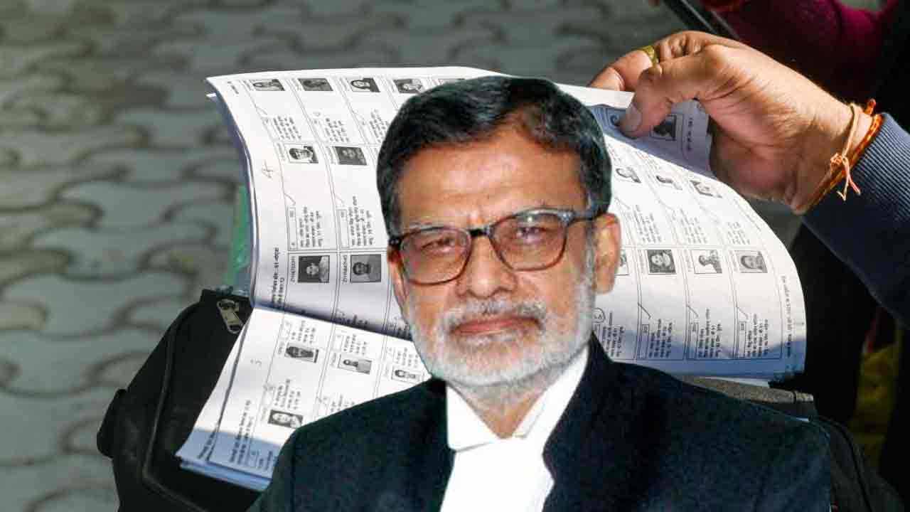 এসআইআর নিয়ে শনিবার বৈঠক করেন কলকাতা হাই কোর্টের প্রধান বিচারপতি সুজয় পাল। গ্রাফিক: আনন্দবাজার ডট কম।