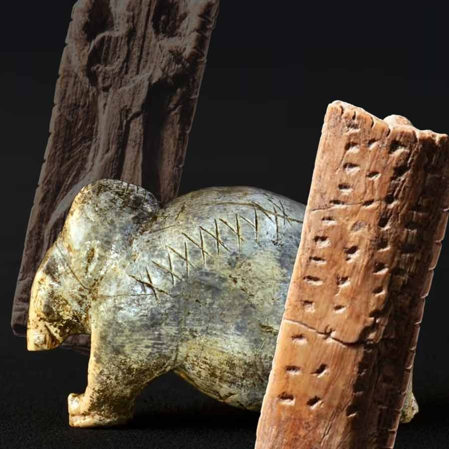 দক্ষিণ পশ্চিম জার্মানির স্বাবিয়ান আল্প্‌স থেকে পাওয়া খোদাই করা কারুকার্য।