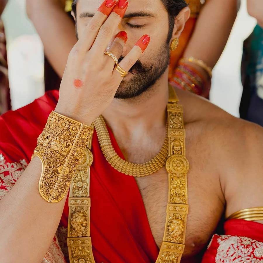 Decoding Vijay Deverakonda's look for wedding with Rashmila Mandana dgtl