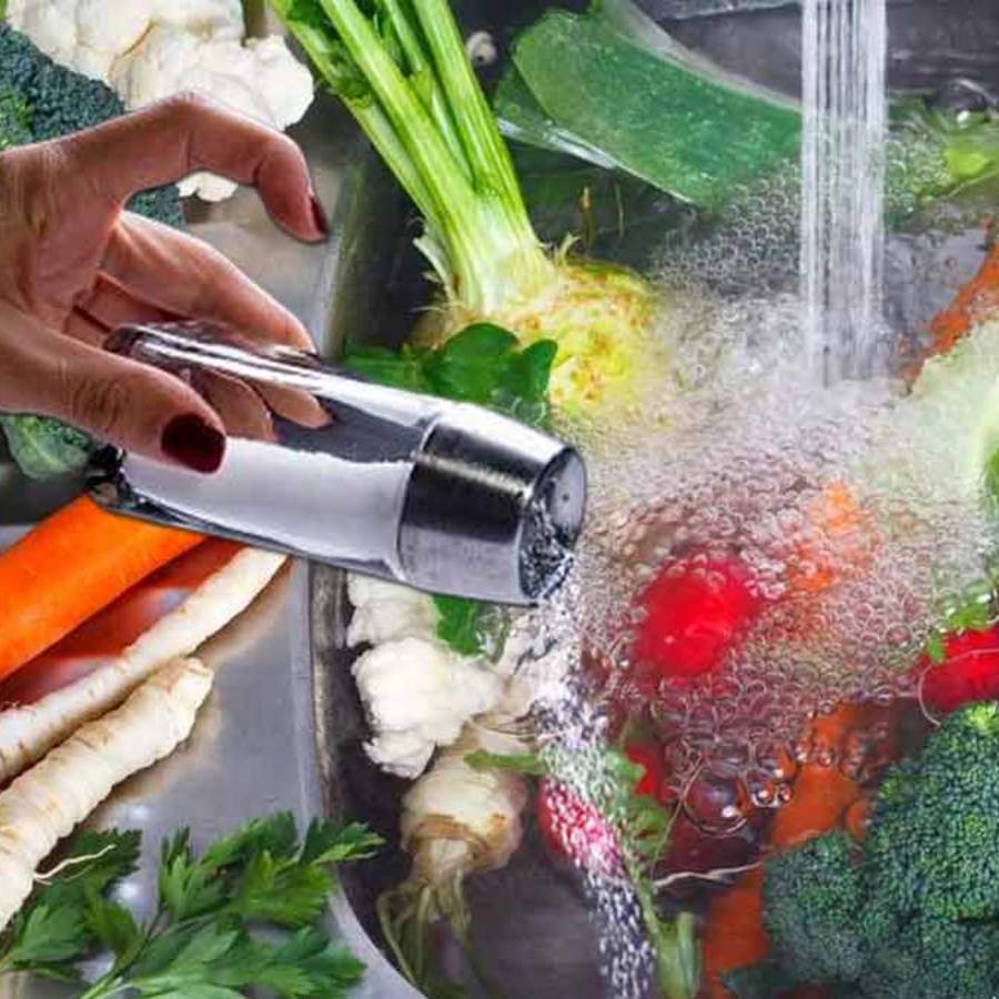 নুন-জলে সব্জি ধোবেন কেন?