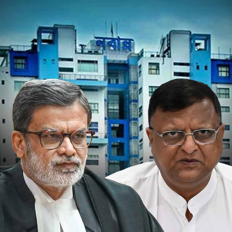 Nabanna raises question about presence of special roll observer in meeting of Calcutta HC CS dgtl