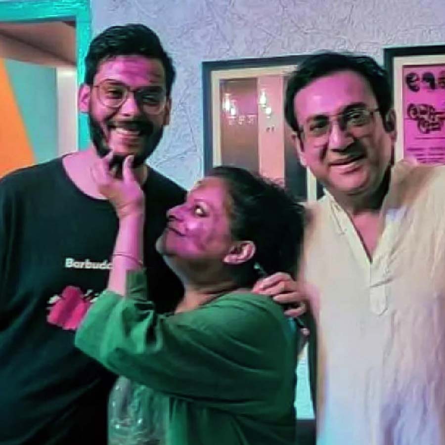 কাজ এবং সম্পর্ক ভাঙা নিয়ে কী বললেন খেয়ালি-অরিন্দম পুত্র আদিত্য?