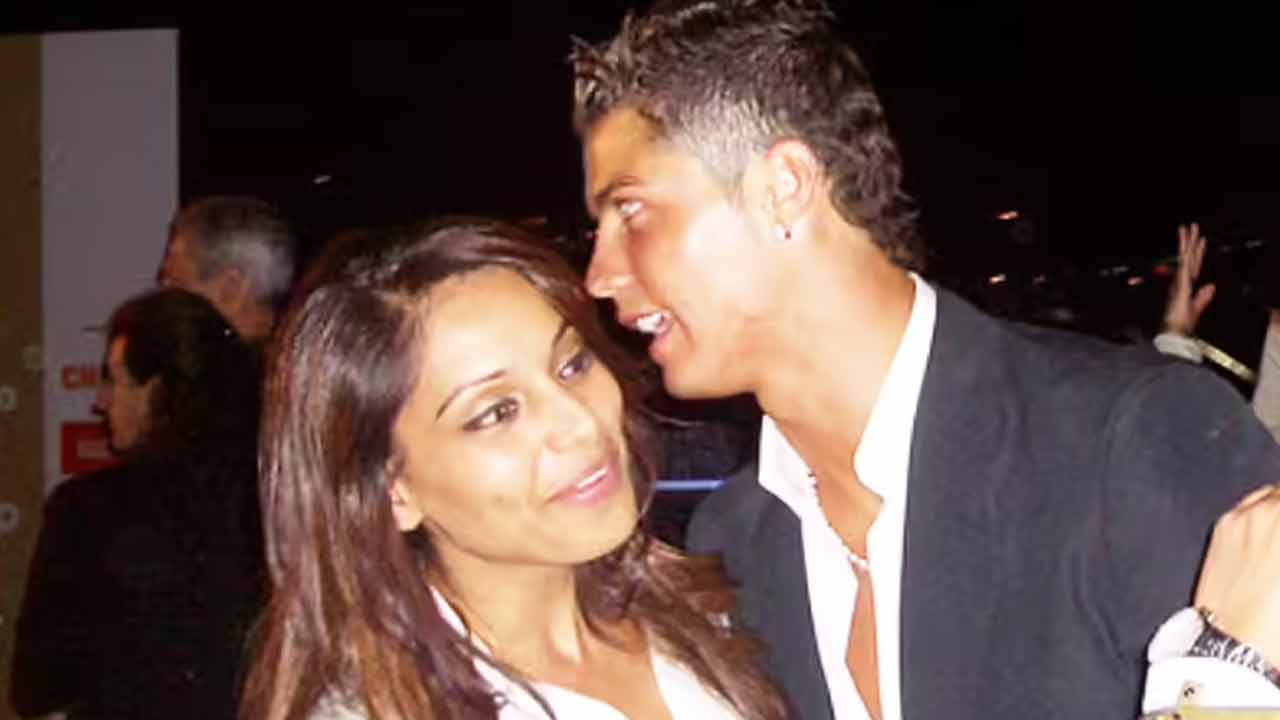 (বাঁ দিকে) বিপাশা বসু, (ডান দিকে) ক্রিশ্চিয়ানো রোনাল্ডো।