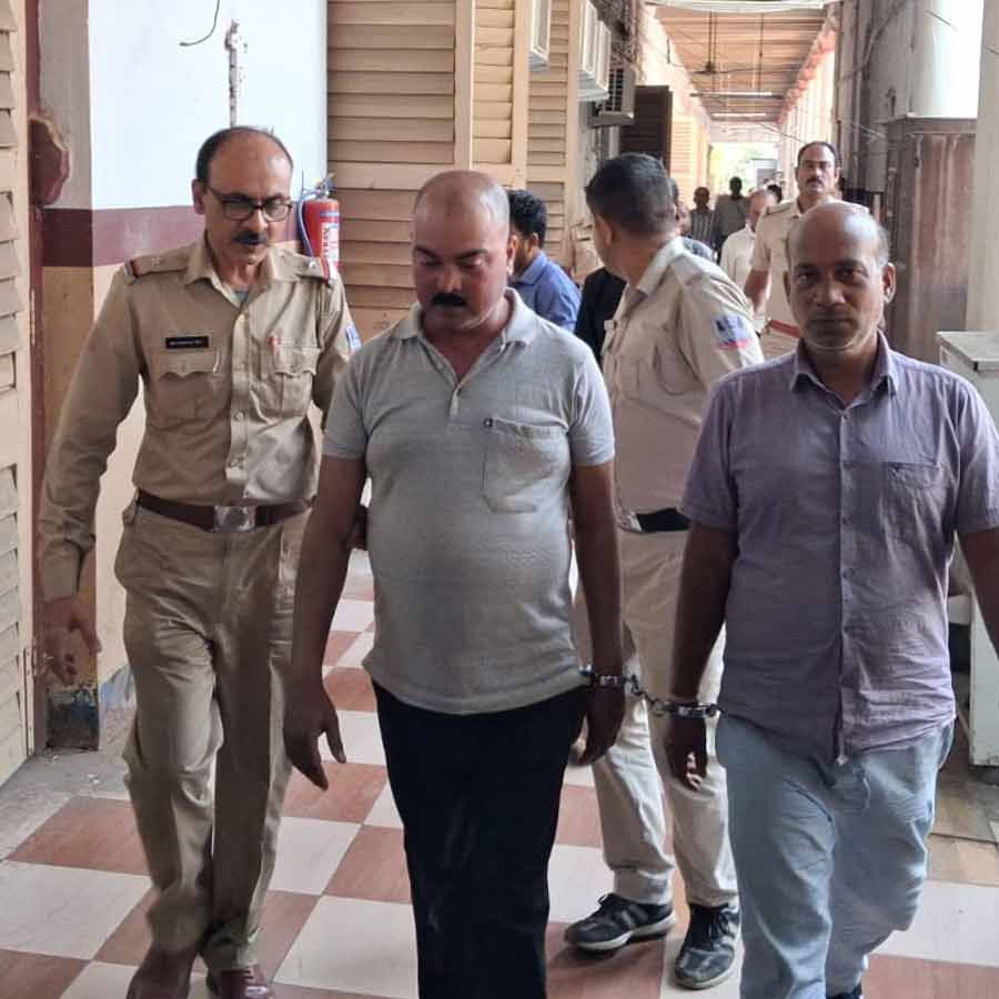 চুঁচুড়ার আদালতে দোষীরা।