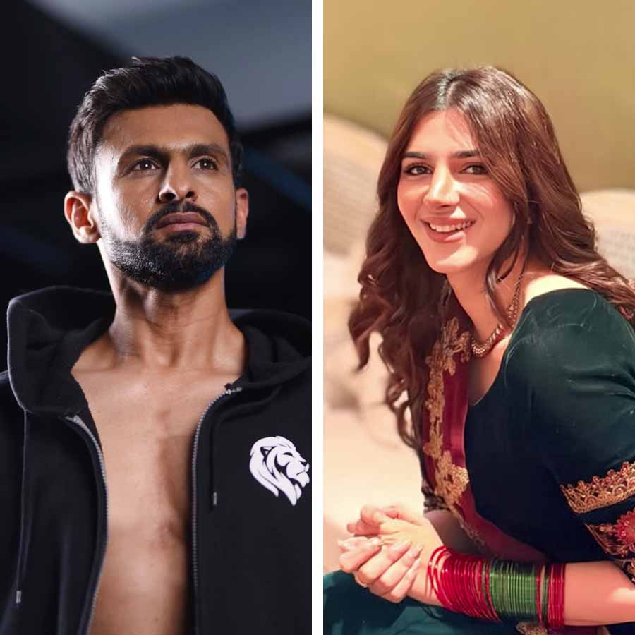 (বাঁ দিকে) শোয়েব মালিকা, (ডান দিকে) বনীজ়া সত্তার।