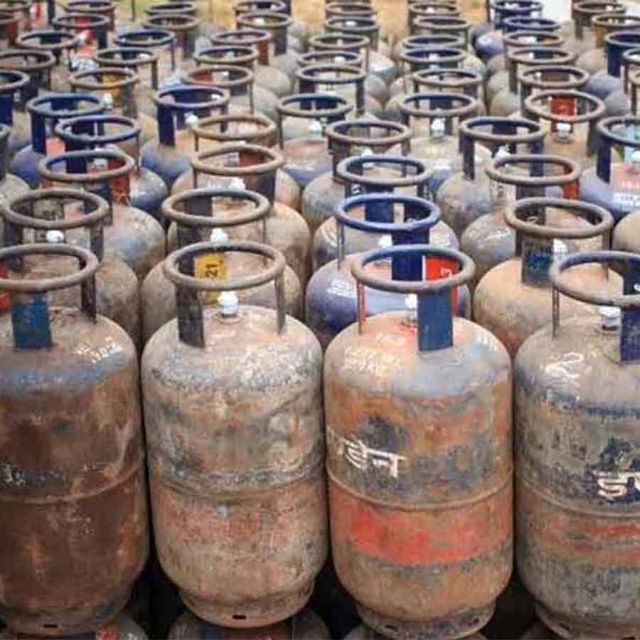 কত হল বাণিজ্যক গ্যাসের দাম?