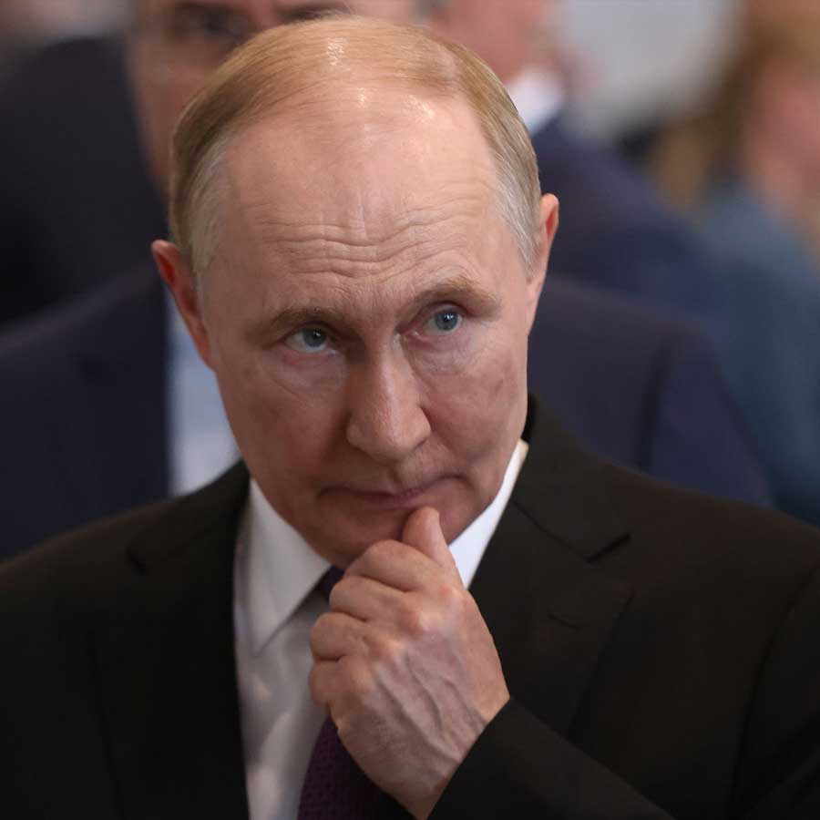 Top 10 Prophecies of Baba Vanga, Nostradamus and living Nostradamus for 2026