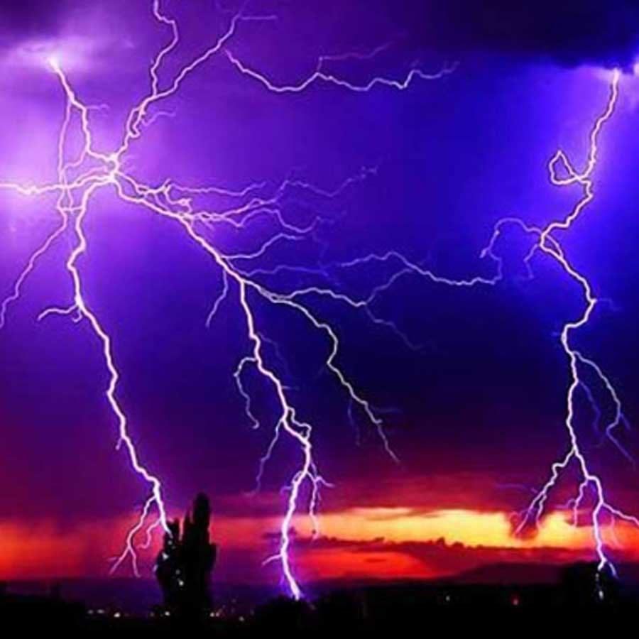 Top 10 Prophecies of Baba Vanga, Nostradamus and living Nostradamus for 2026