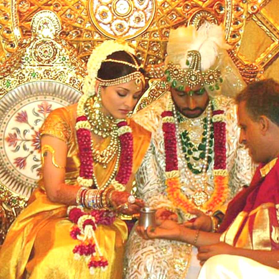 Abhishek bachchan Aishwarya rai wedding was Brutal reveals by paparazzi dgtl