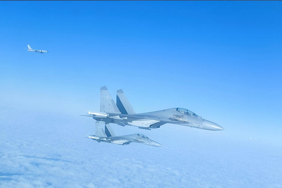 Taiwan air force locks on China’s J-16 fighter jets by US made F-16 Viper amid PLA blockade 