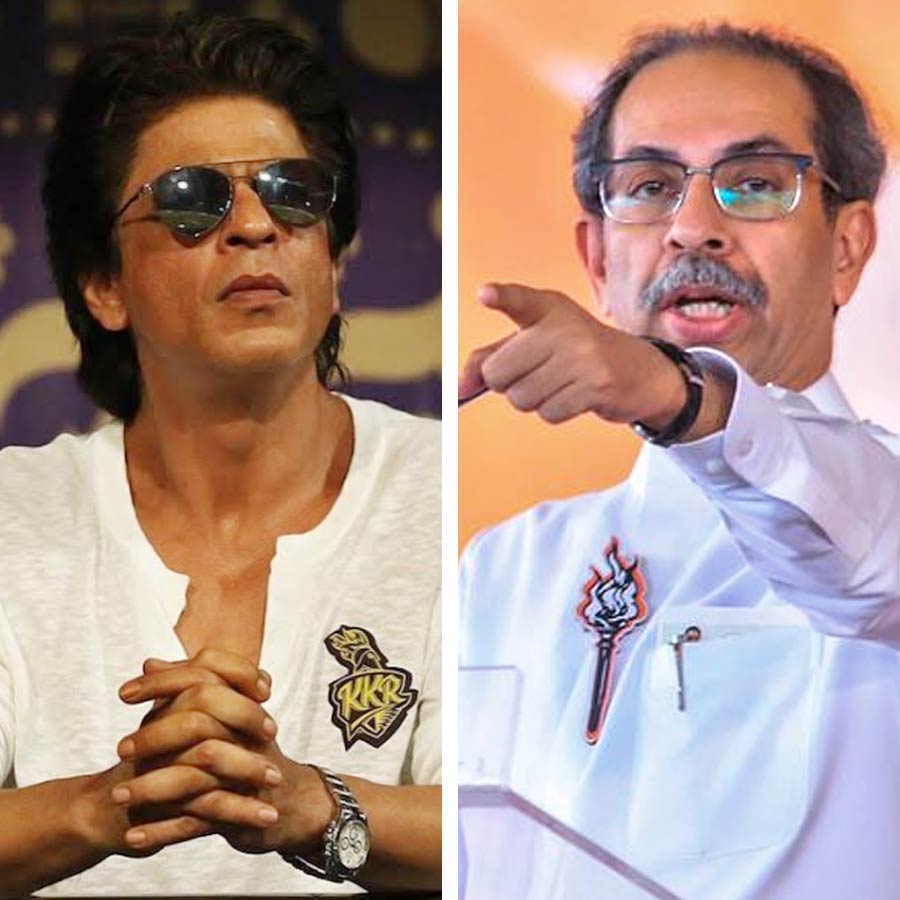 (বাঁ দিকে) শাহরুখ খান, (ডান দিকে) উদ্ধব ঠাকরে।