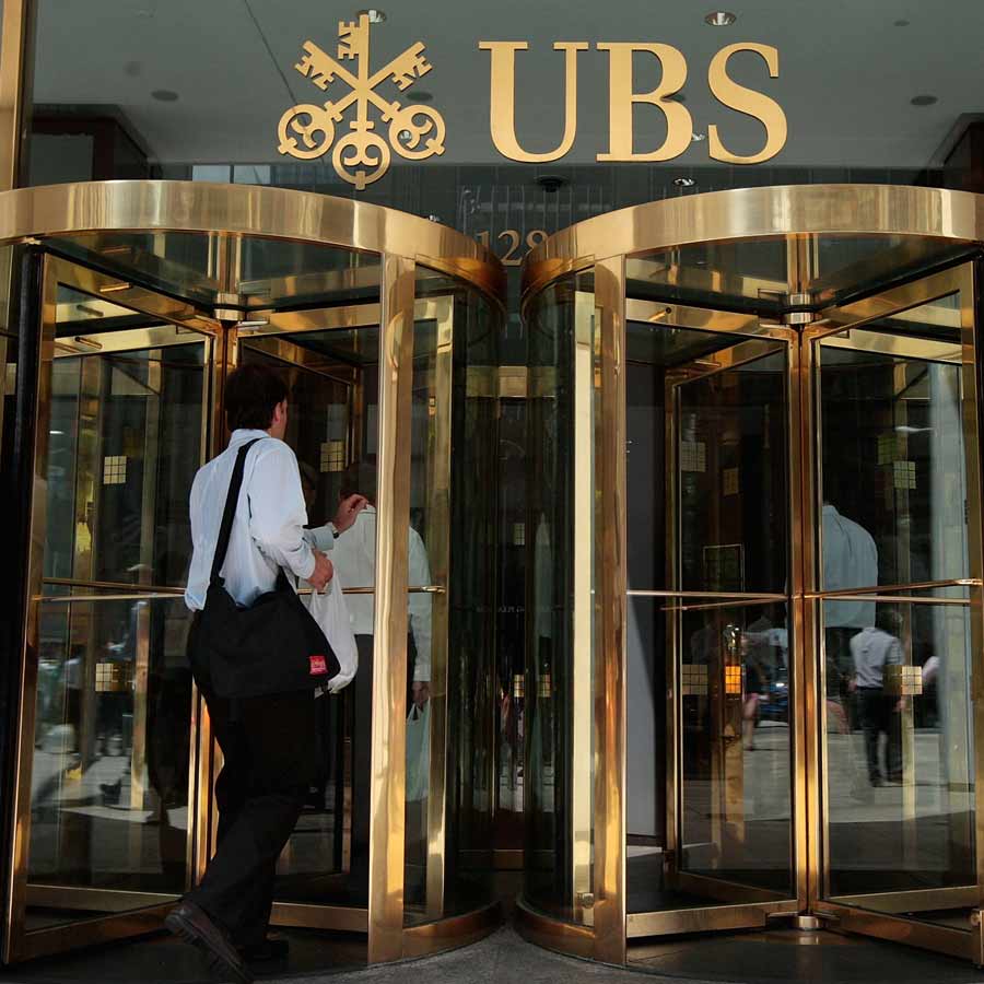 Global investors increasing their wagers on Chinese AI companies amid speculative bubble in US stock Market