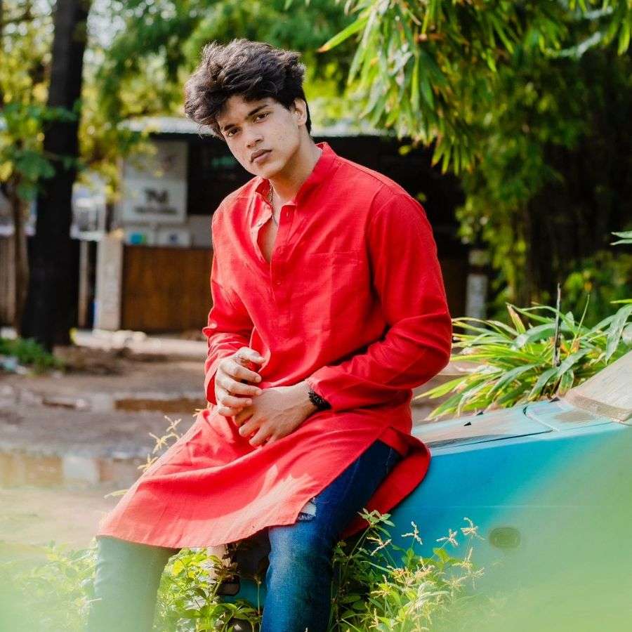 তরুণ ও প্রতিভাবান অভিনেতা রোহিত ঘোষ