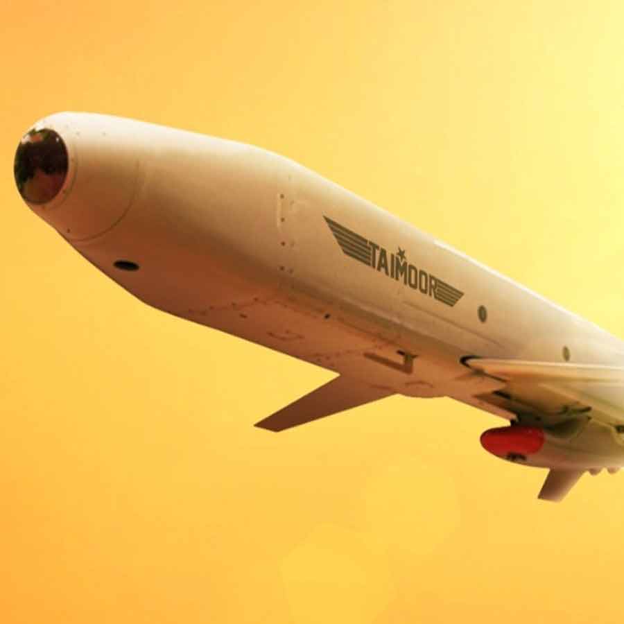 দূরপাল্লার ক্ষেপণাস্ত্র ‘তৈমুর’ পরীক্ষামূলক উৎক্ষেপণ করল পাকিস্তান।