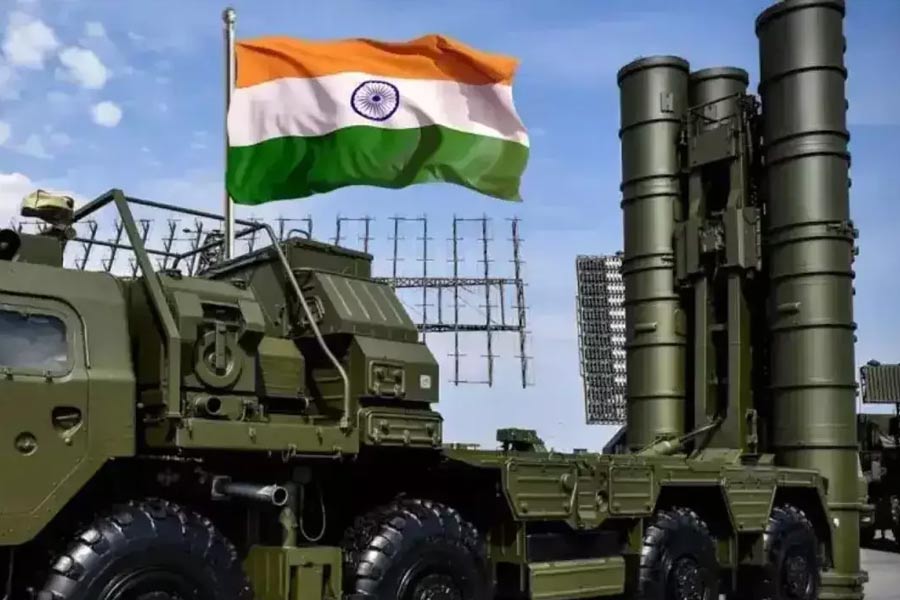 Russian S-400 Triumph air defence systems vulnerability exposed by UK think tank, a big concern for India