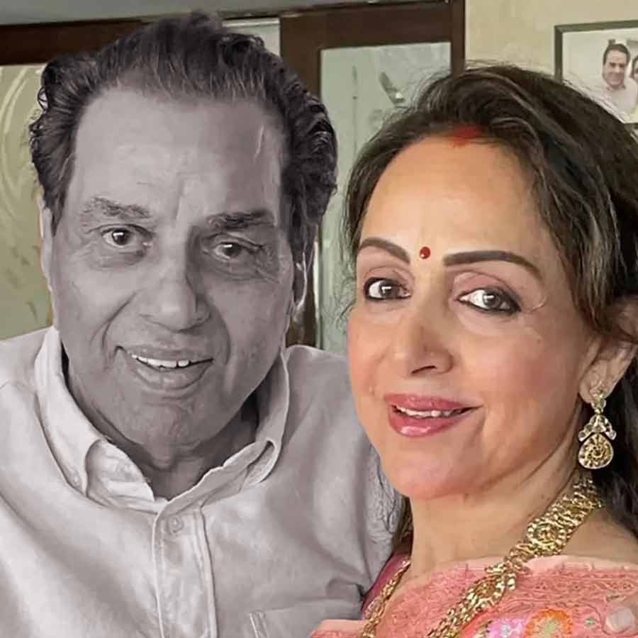 ধর্মেন্দ্রর স্মরণসভা নিয়ে কী বললেন হেমা মালিনী?