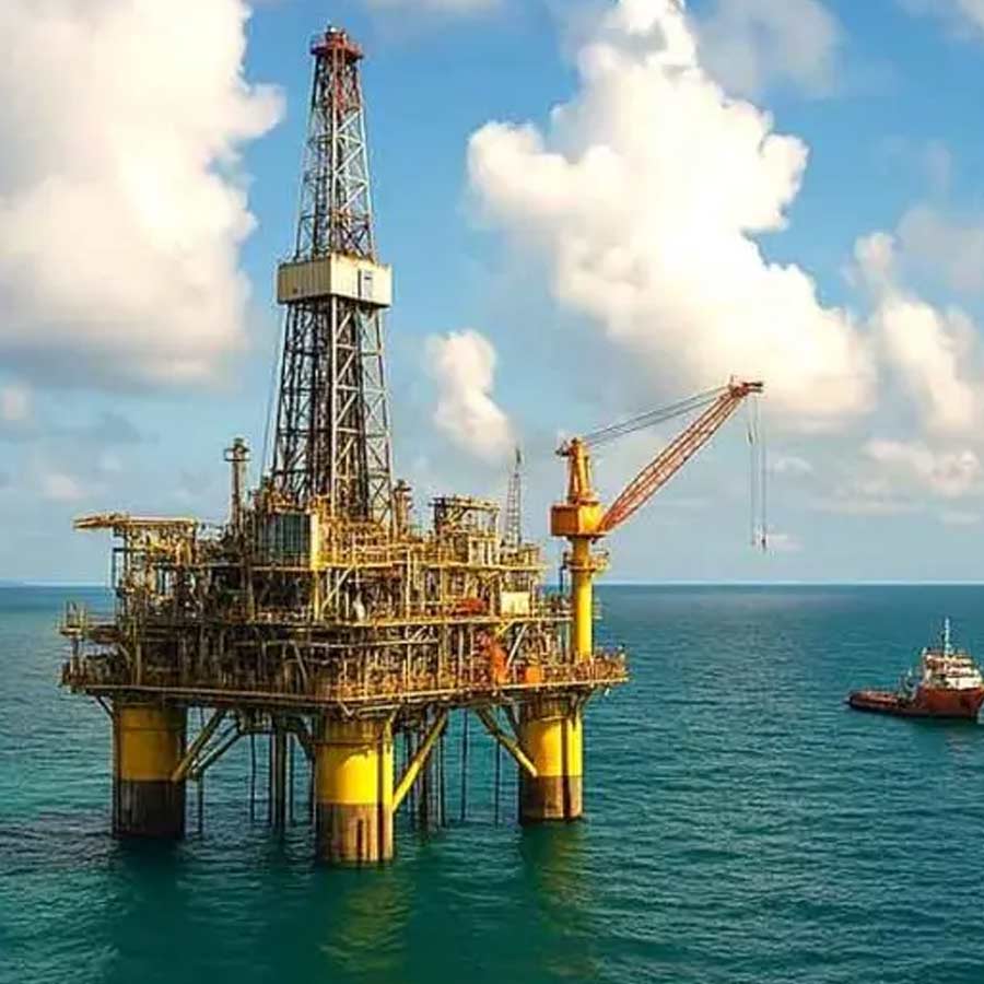 Comparison of military strength between Venezuela and United States amid political tension between two countries