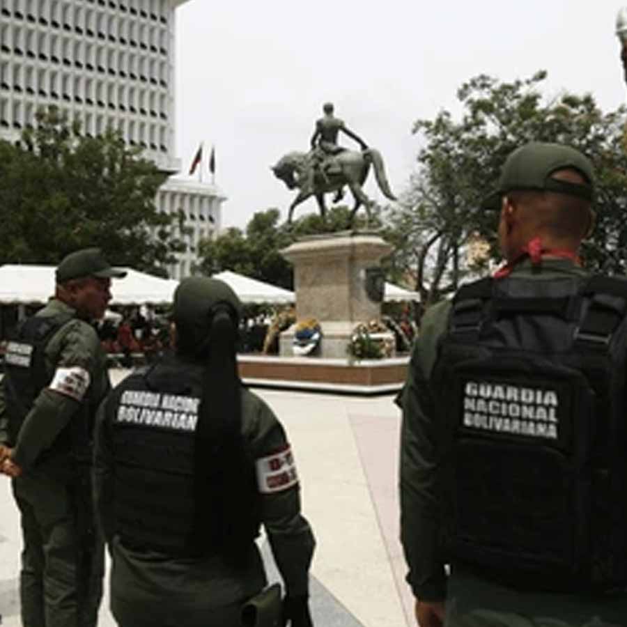 Comparison of military strength between Venezuela and United States amid political tension between two countries