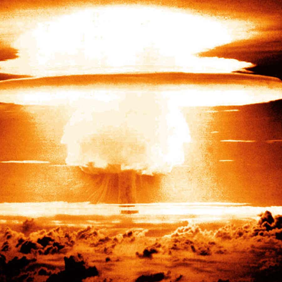 Comparison of military strength between Venezuela and United States amid political tension between two countries