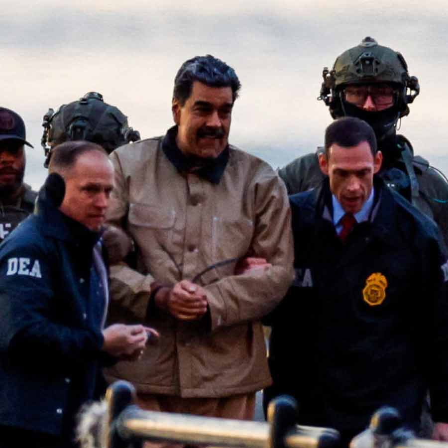 Live update of Venezuelan leader Nicolás Maduro and his wife Cilia Flores situation dgtl