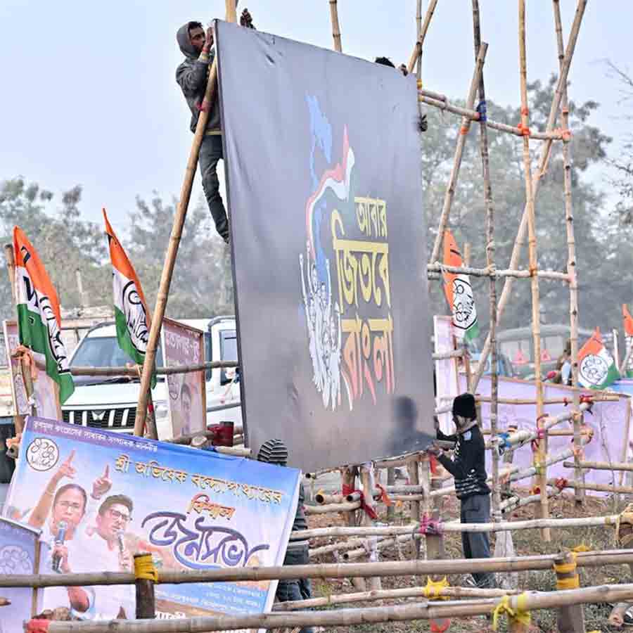 রামুপুরহাটের বিনোদপুরের এই মাঠেই আজ সভা করবেন অভিষেক বন্দ্যোপাধ্যায়। হবে র‌্যাম্পও।