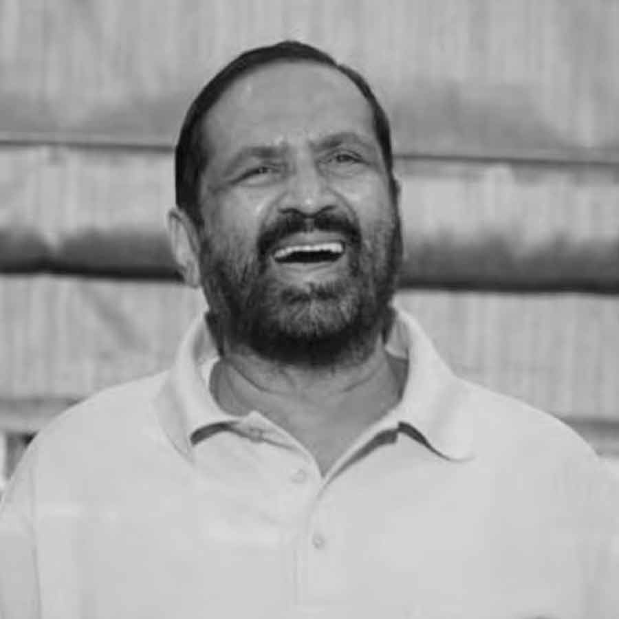 প্রয়াত সুরেশ কলমডী।