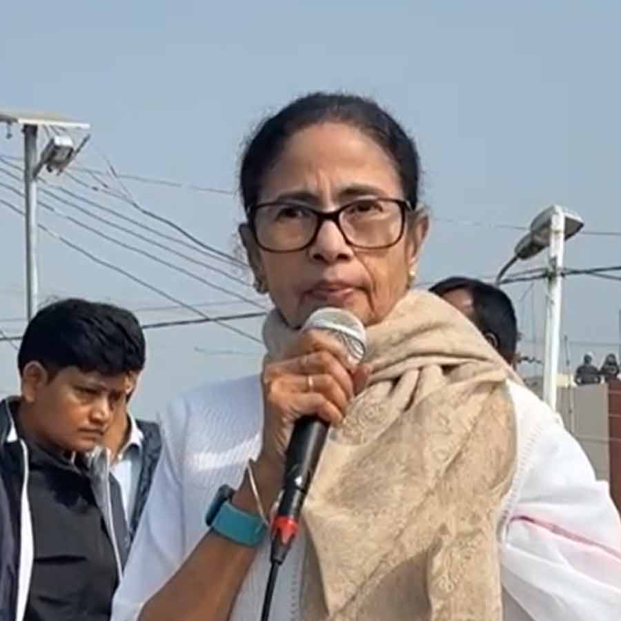 CM Mamata Banerjee slams Election Commission again over SIR process in Gangasagar dgtl