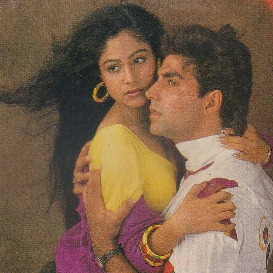 Akshay Kumar and Ayesha Jhulka