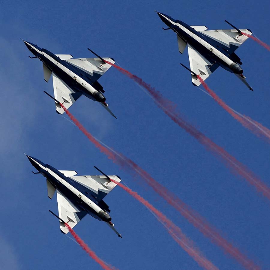 China challenges US, Russia, France fighter jets market through its cheap warplanes 