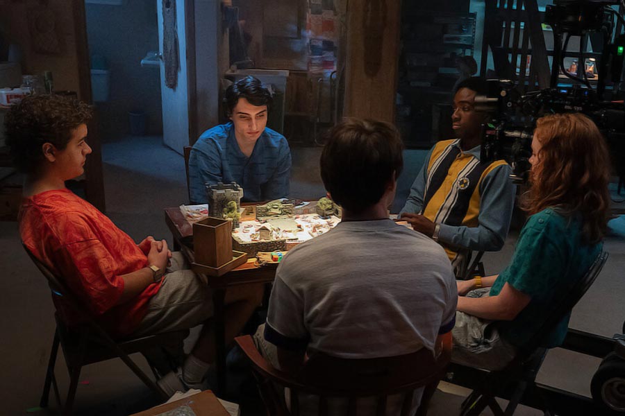 Stranger Things has contributed nearly 1.4 billion dollars into America’s economy, here is how the show does that