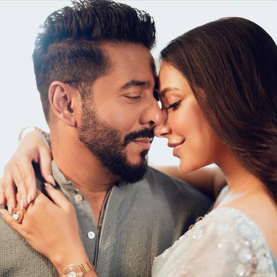 Raj Chakraborty, Subhashree Ganguly and their two children narrowly escaped a plane crash on their way back from Thailand dgtl