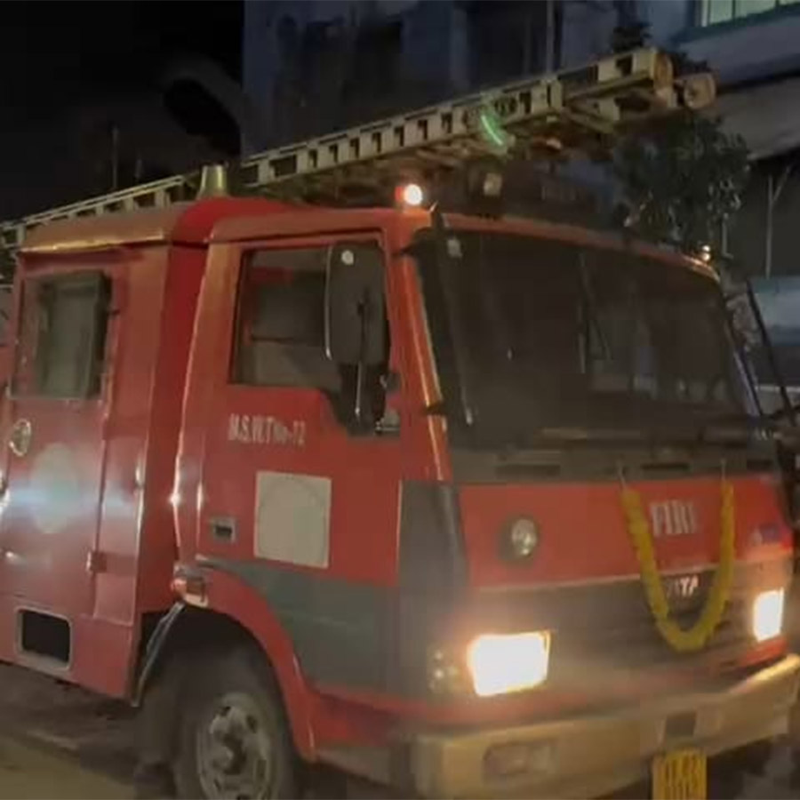 শিলিগুড়ির এসডিও অফিসে অগ্নিকাণ্ড।