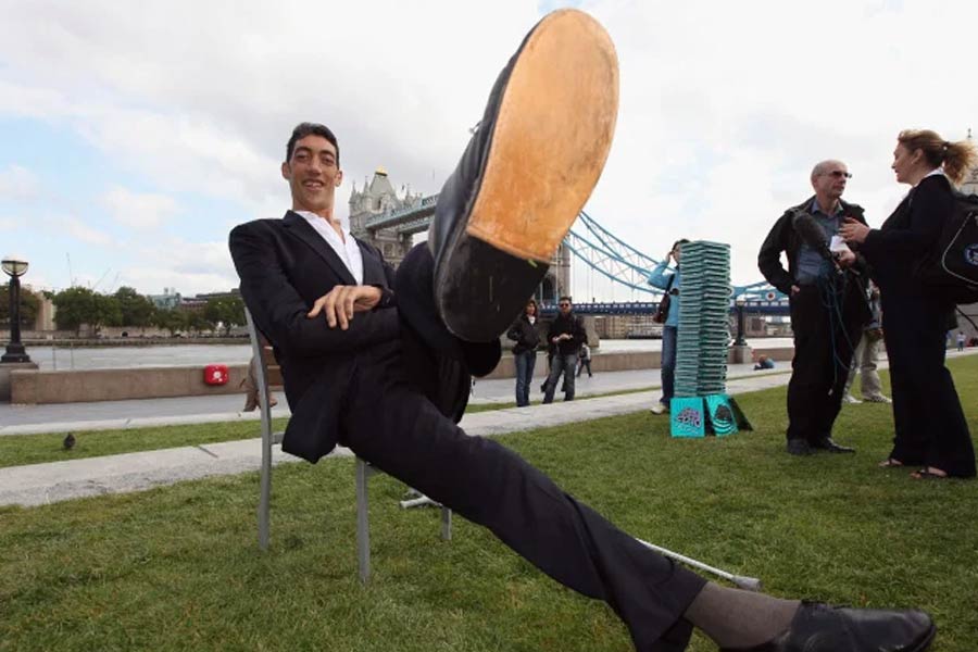 All need to know about Sultan Kosen, world’s tallest living man