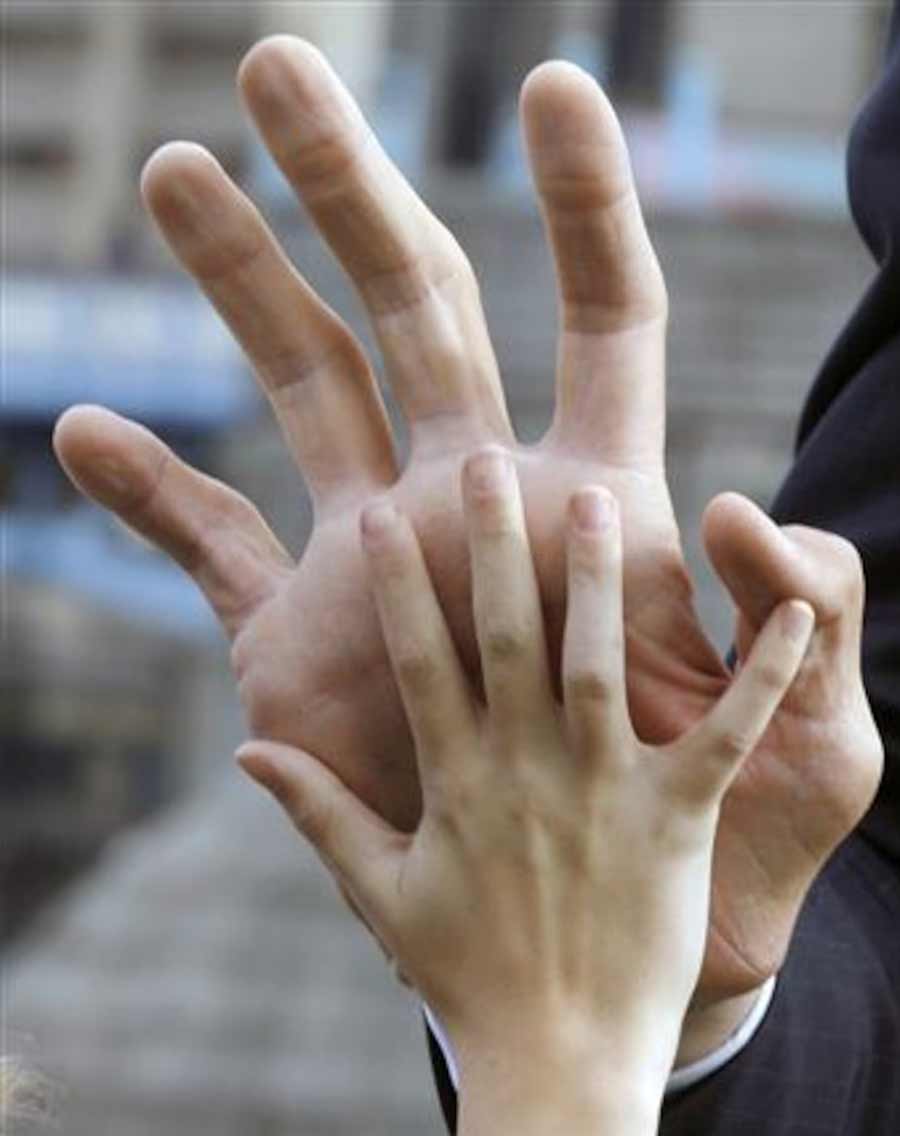 All need to know about Sultan Kosen, world’s tallest living man