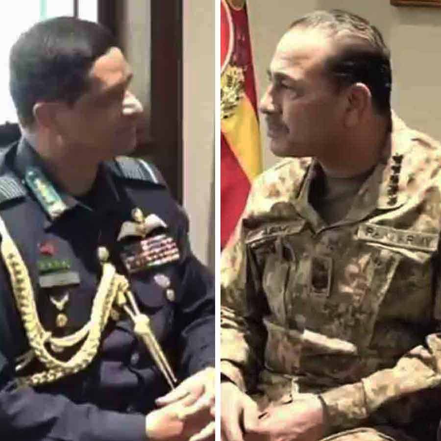 Bangladesh Air Chief Marshal met Pakistan’s Military head Asim Munir dgtl