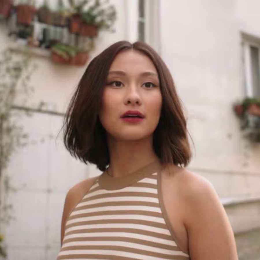 ‘দ্য সামার আই টার্নড প্রিটি’র দৃশ্যে বেলি।