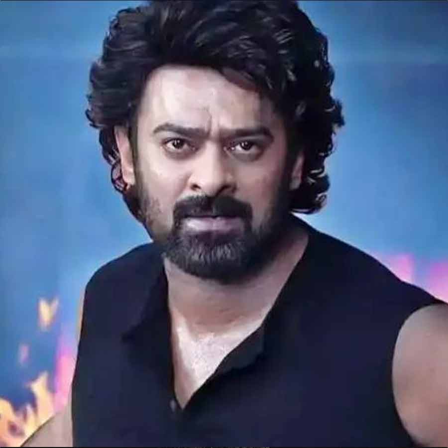 মুক্তি পেল প্রভাসের ছবি ‘ দ্য রাজা সাব’।