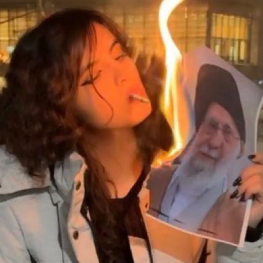 Pictures of Iran Protest and glimpse of current situation in that country