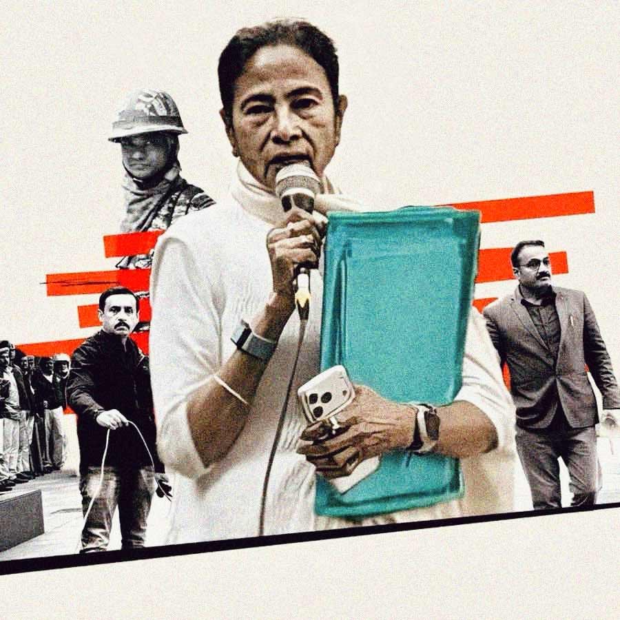 লাউডন স্ট্রিটে আইপ্যাক কর্ণধার প্রতীক জৈনের বাড়ি থেকে সবুজ ফাইল নিয়ে বেরিয়ে এসেছিলেন মুখ্যমন্ত্রী মমতা বন্দ্যোপাধ্যায়।