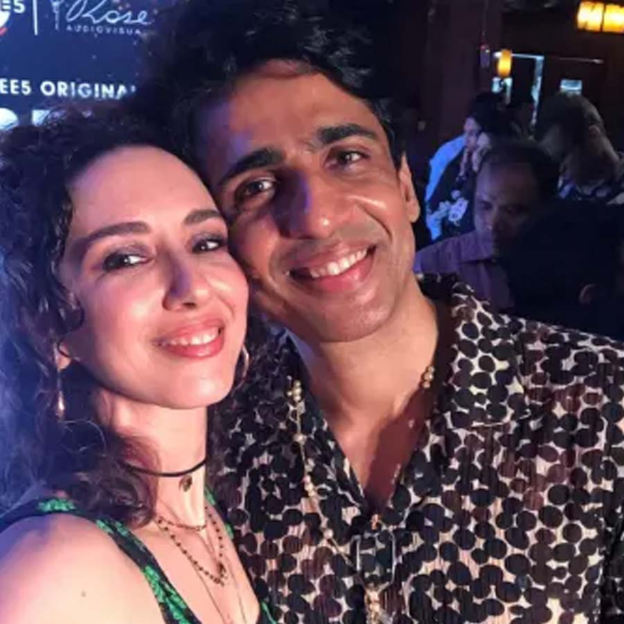 প্রাক্তনের প্রেমে মজলেন গুলশন।