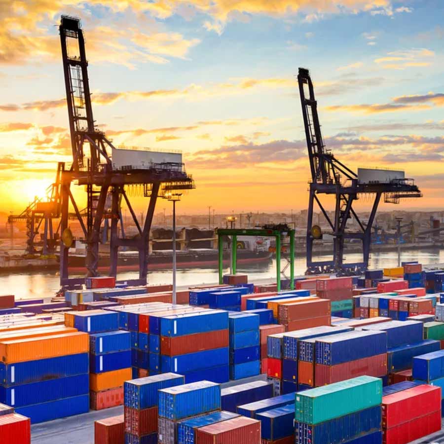 Is China become biggest loser of 10 thousand crore dollars amid US military operation in Venezuela 