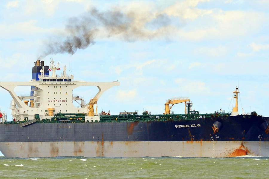 Russia becomes a paper made tiger as oil vessel captured by US Marines in front of Moscow’s nuclear submarine