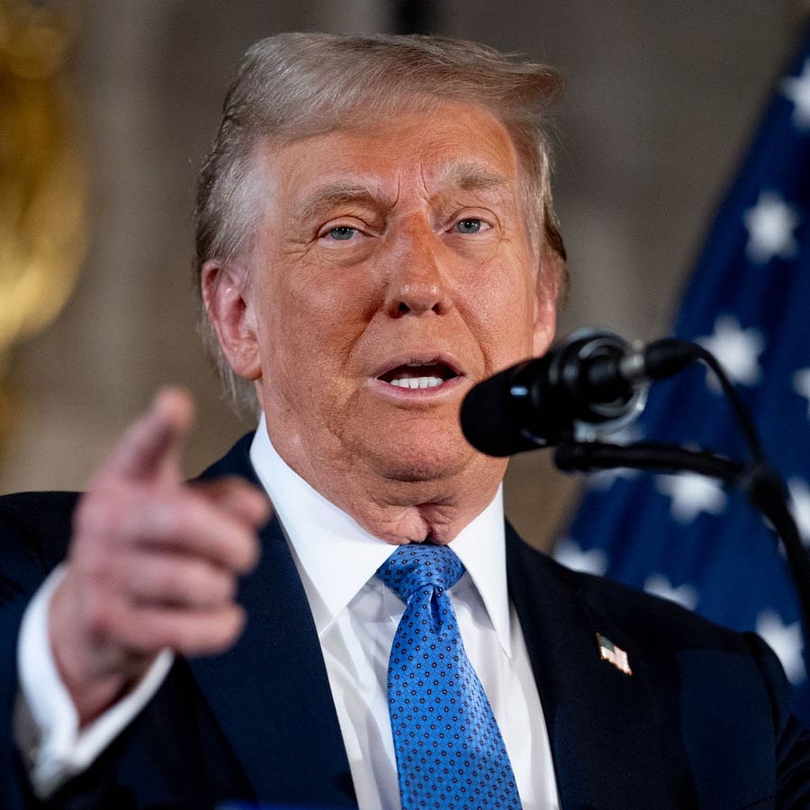 Russia becomes a paper made tiger as oil vessel captured by US Marines in front of Moscow’s nuclear submarine