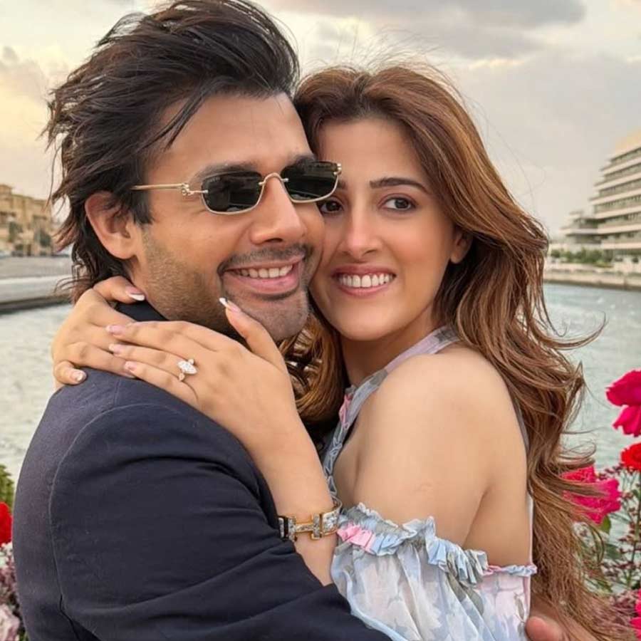 ২০২২ সালের গোড়ার দিকে নূপূরের সঙ্গে ঘনিষ্ঠ হয়ে পড়েন জনপ্রিয় গায়ক স্টেবিন বেন। পারিবারিক অনুষ্ঠানে অধিকাংশ সময় দু’জনকে একসঙ্গেই দেখা যেত। দু’জনের মধ্যে শুধুমাত্র বন্ধুত্বের সম্পর্ক রয়েছে বলে দাবি করতেন তাঁরা।