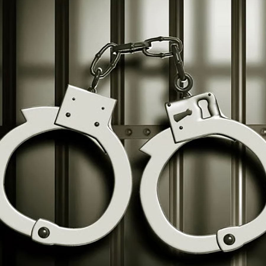 Real life Rehman Dakait of Bhopal Abid Ali aka Rahman Daku who lead several gangs, arrested in Surat