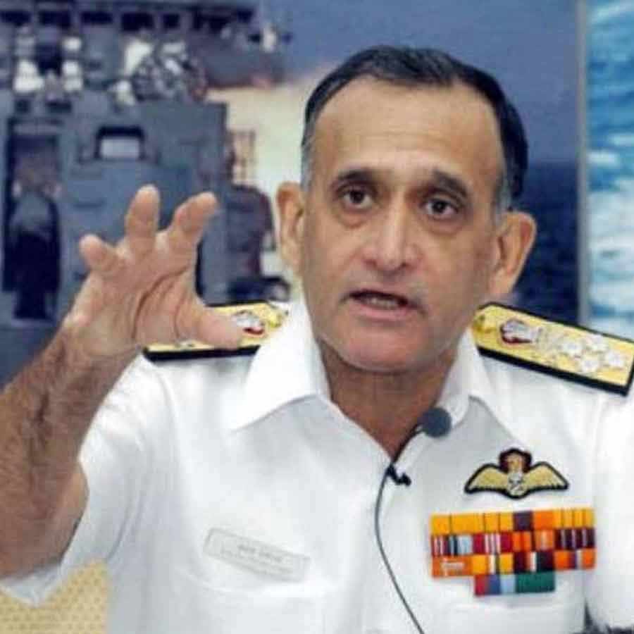 প্রাক্তন নৌসেনাপ্রধান অরুণ প্রকাশ।