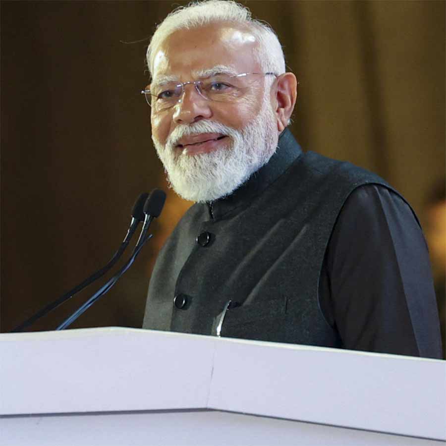 ইয়ং লিডার্স ডায়লগ অনুষ্ঠানে নরেন্দ্র মোদী।